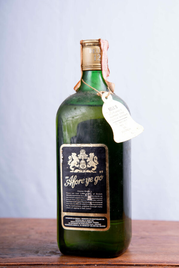 Bell's De Luxe 12 Years Old Blended Scotch Whisky - immagine 3