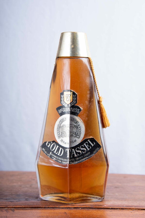 TASSEL CANADIAN WHISKY